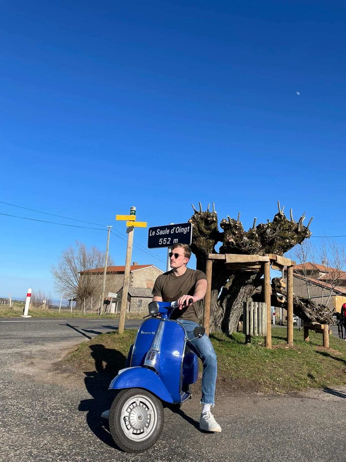 Location Vespa rouge